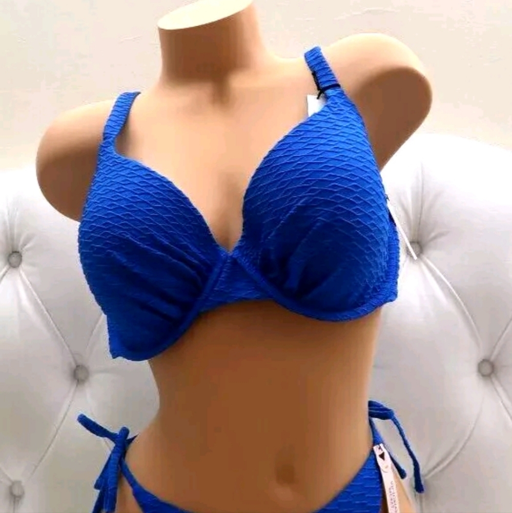 Victoria's Secret Women's Blue  Push-Up Swim Top 32DD